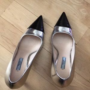 Prada authentic gently worn -2 times, high heels